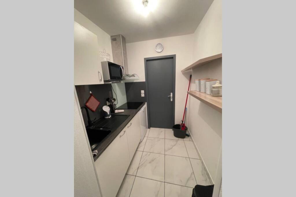 Apartment Le Petit Pelet: Historic Centre Retreat With Wi-fi And Netflix *